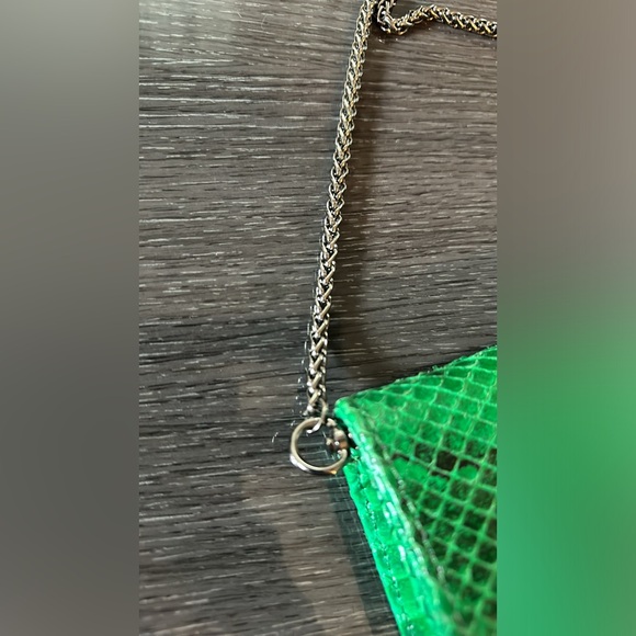 Genuine python green clutch bag. Made in Bali - Picture 12 of 16